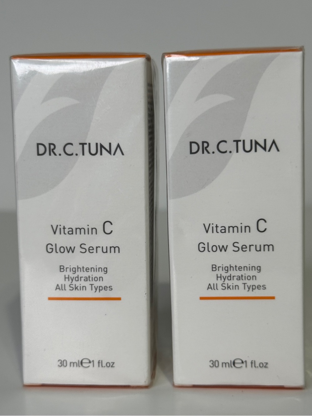 Farmasi Dr. C Tuna Vitamin C Glow Serum 1 fl oz– lot of 2 NIB